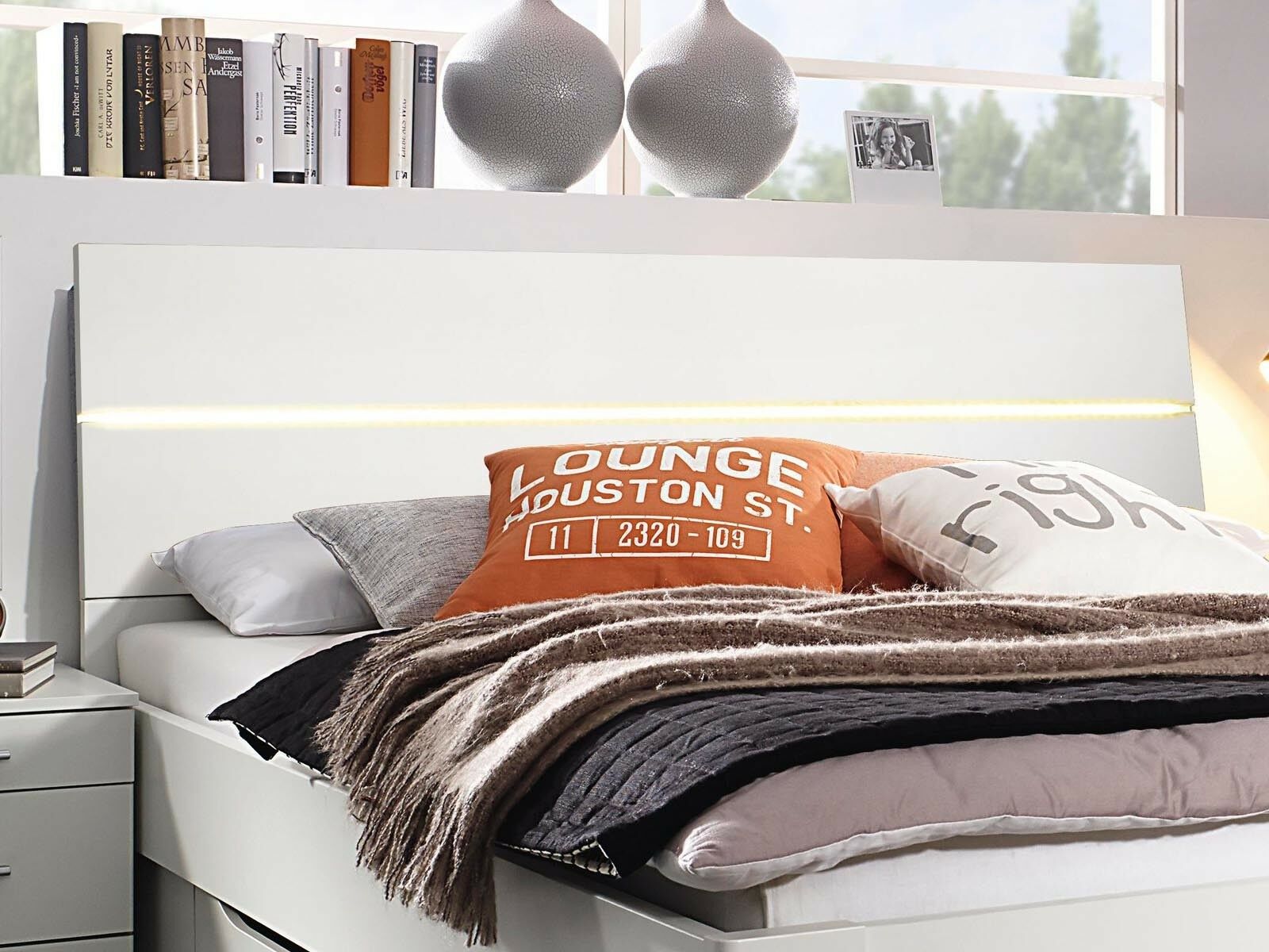 Tête de lit SCARLETT 140x200 cm blanc avec led