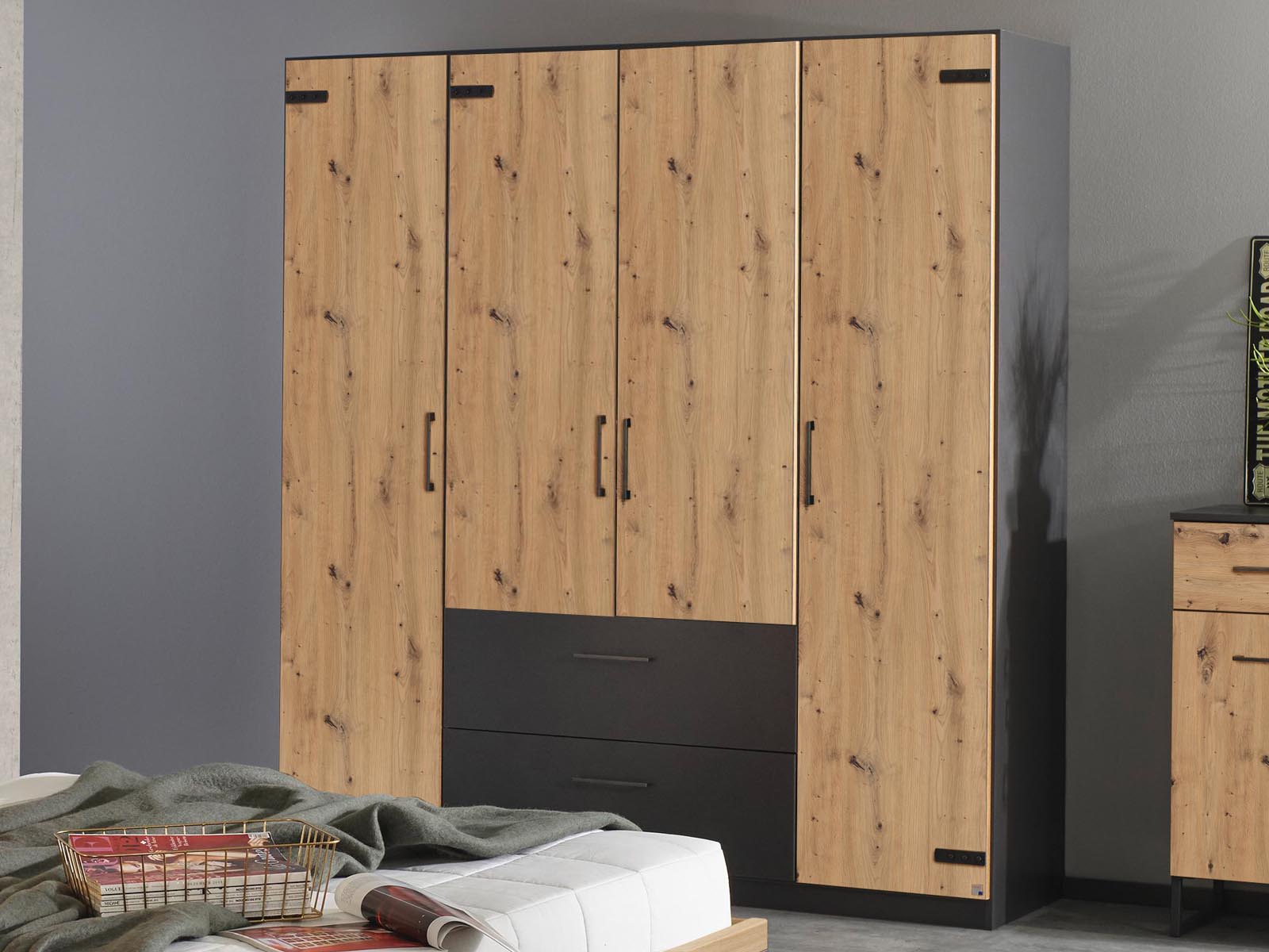 Armoire BUTTO 4 portes 2 tiroirs chêne artisan/gris métal