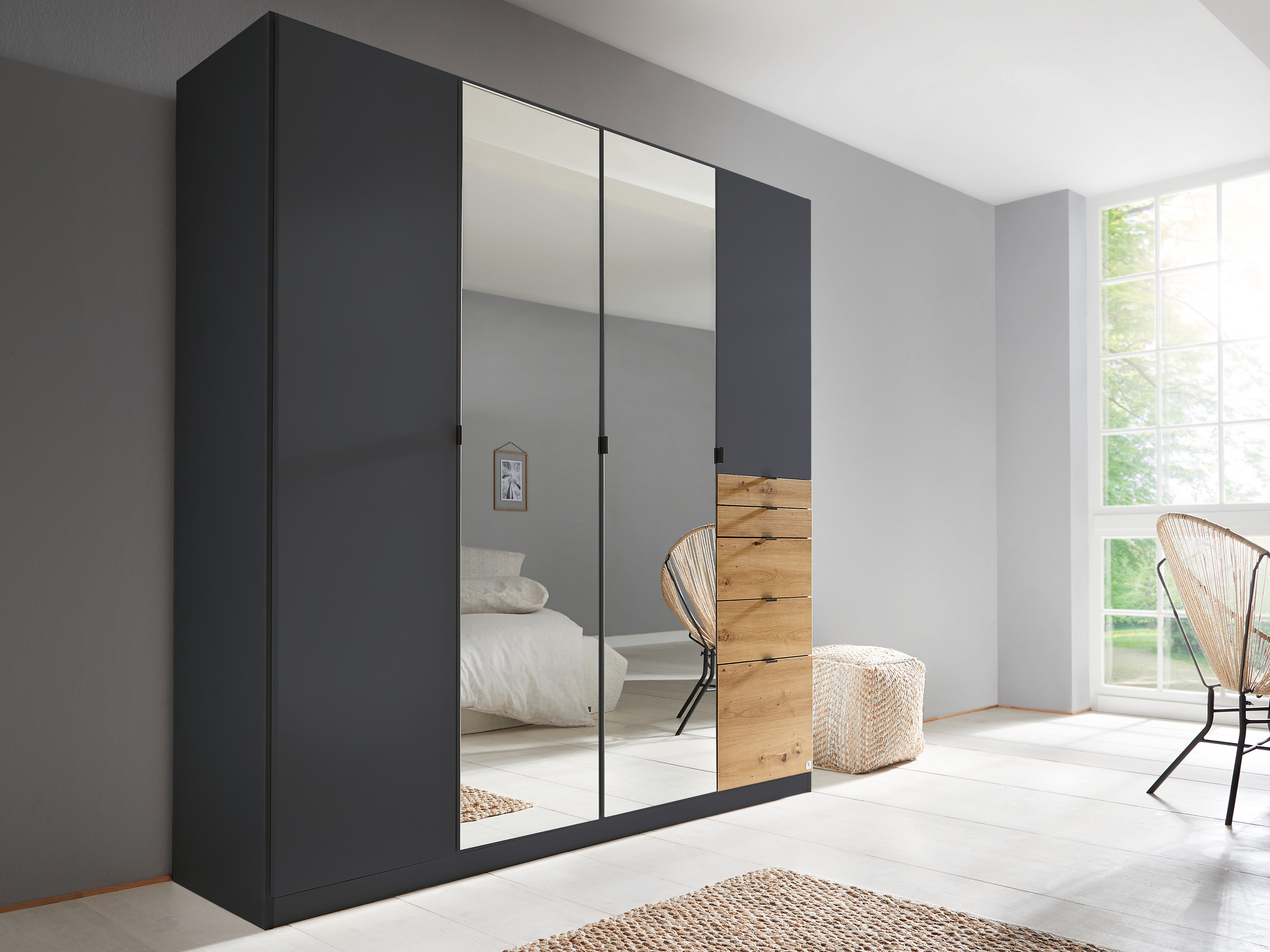 Armoire OTAMENDI 4 portes 5 tiroirs avec miroir gris métal/chêne artisan