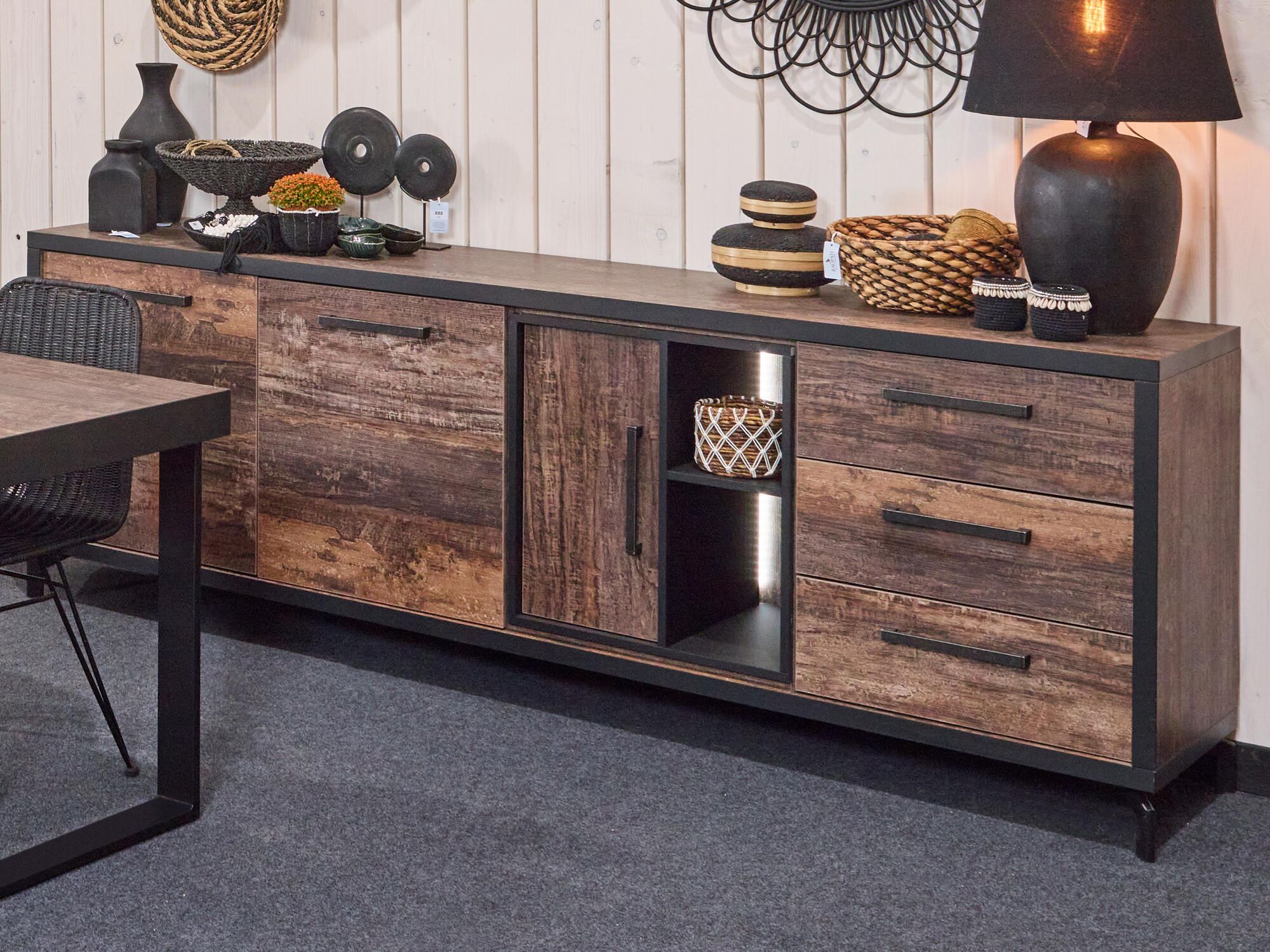 Buffet/bahut KUTINA 3 portes 3 tiroirs bois navire noir