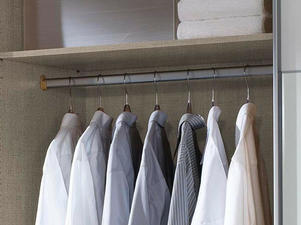 Tringle ALPHA 90 cm gris métal