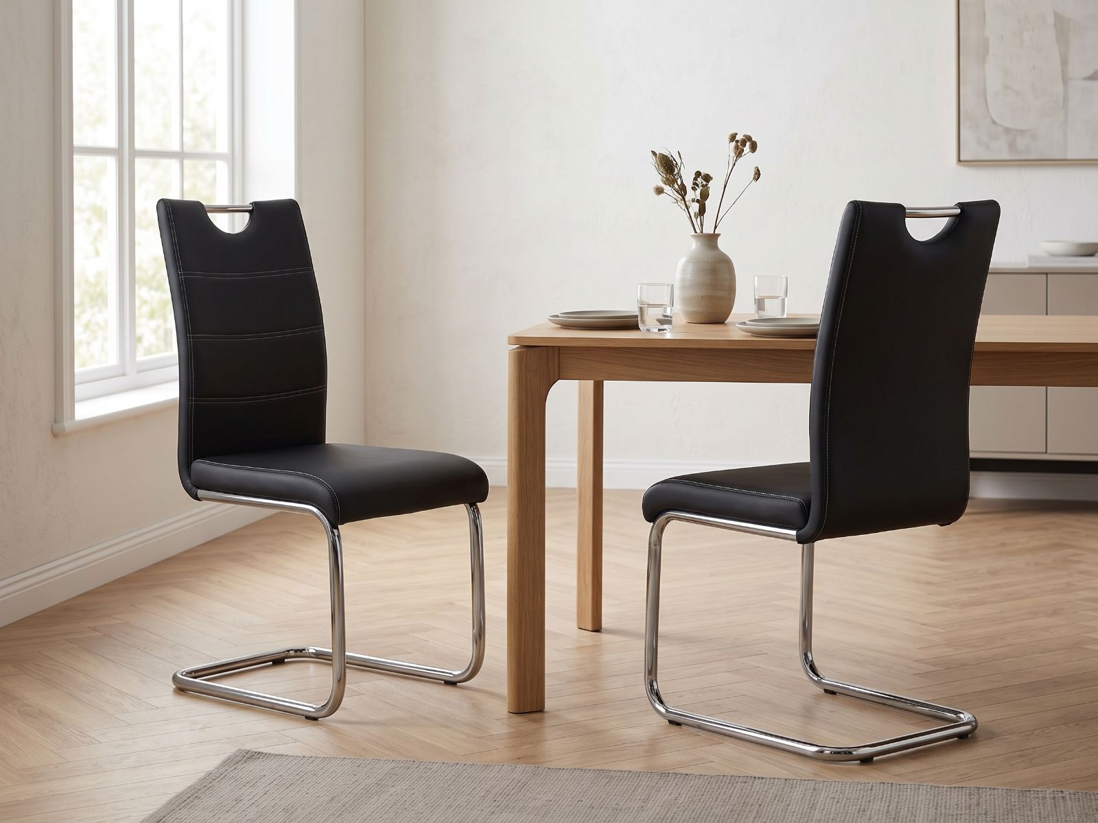 Lot de 4 chaises ELIA éco-cuir noir