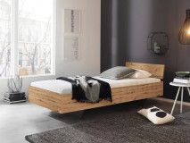 Lit IXANA 90x200 cm chêne artisan avec tête de lit avec matelas